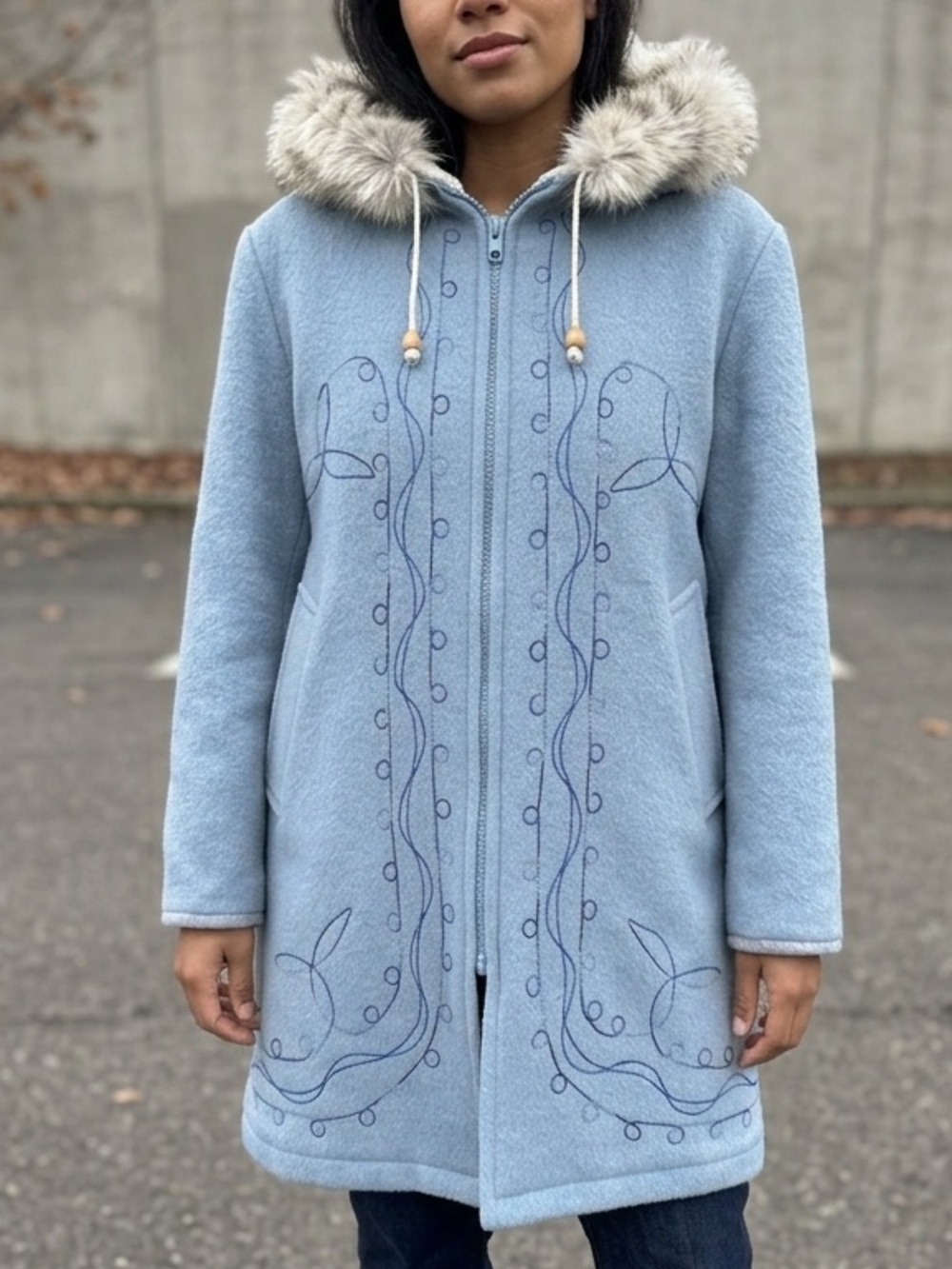 Vintage 1970s Hudson’s Bay 100% Virgin Wool Fox Fur Trim Embroidered Coat Canada